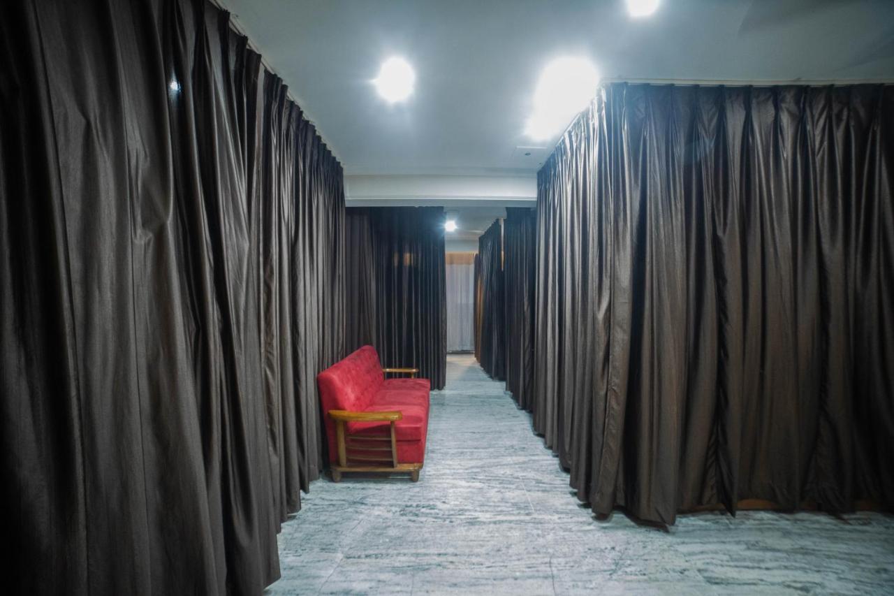 Pearl Courtyard Dormitory Varanasi Eksteriør billede